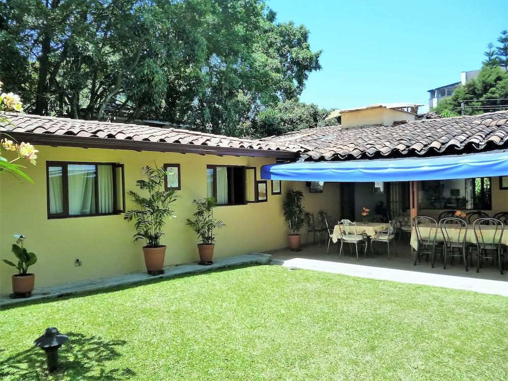 Hotel Poblado Campestre Medellin Exterior photo