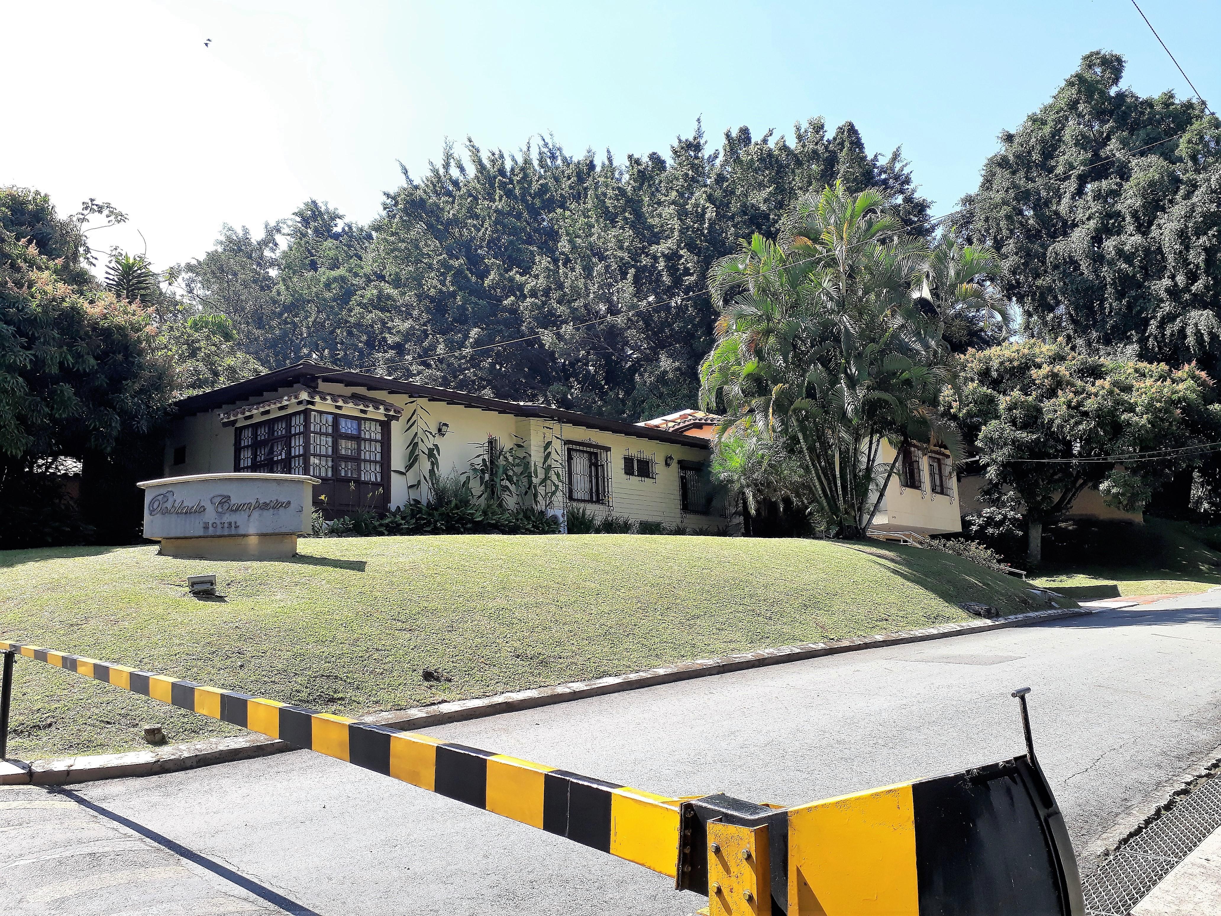 Hotel Poblado Campestre Medellin Exterior photo