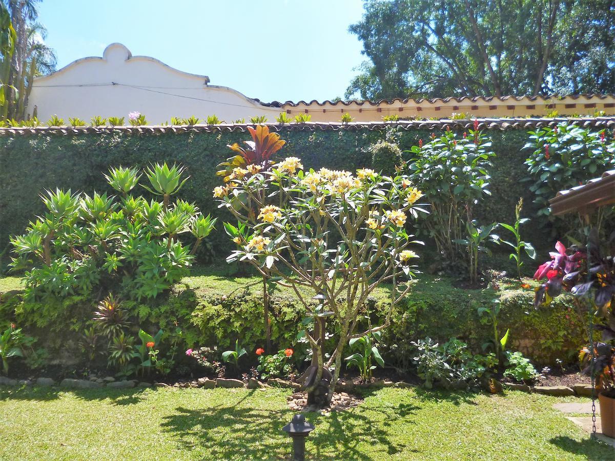 Hotel Poblado Campestre Medellin Exterior photo