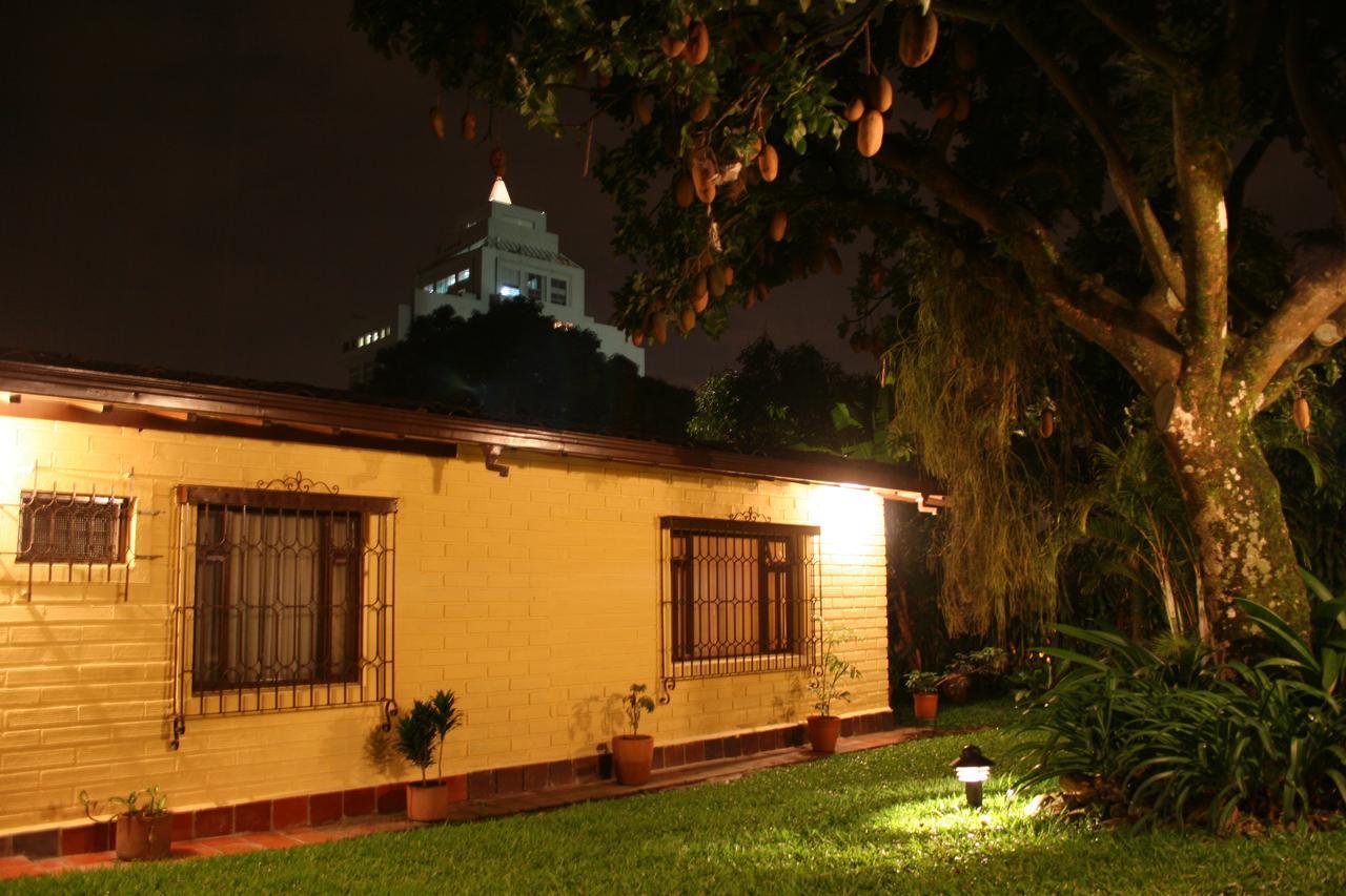 Hotel Poblado Campestre Medellin Exterior photo