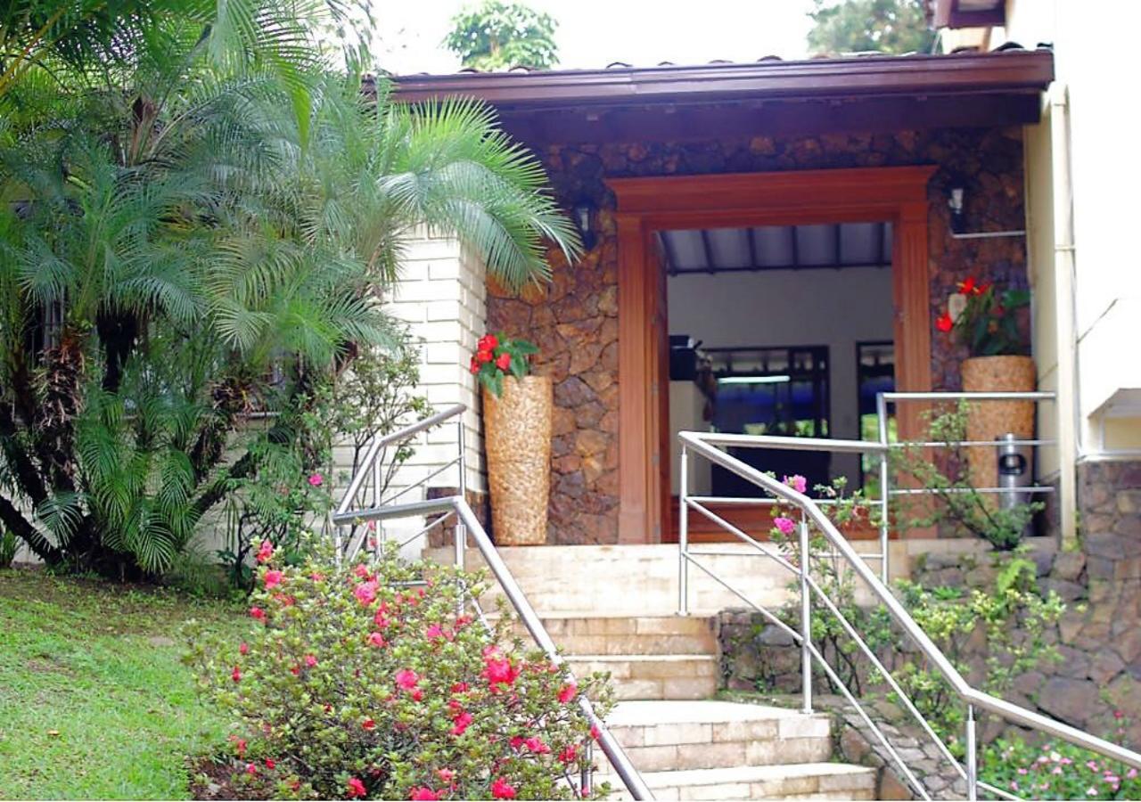 Hotel Poblado Campestre Medellin Exterior photo