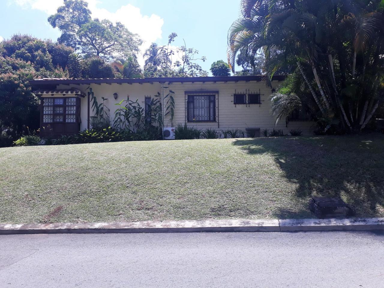 Hotel Poblado Campestre Medellin Exterior photo