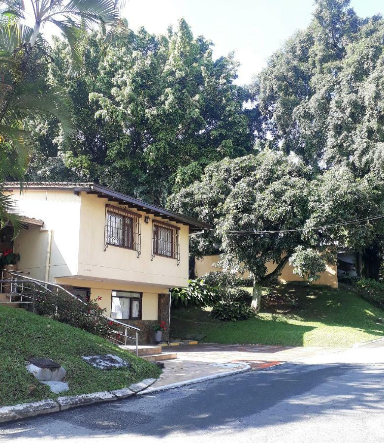 Hotel Poblado Campestre Medellin Exterior photo